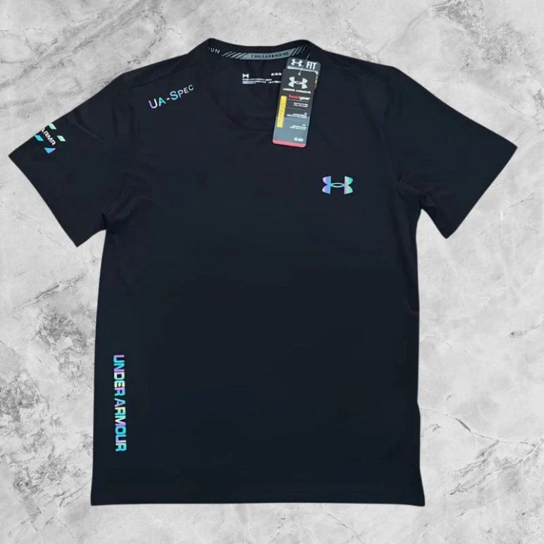 t-shirt noir UA